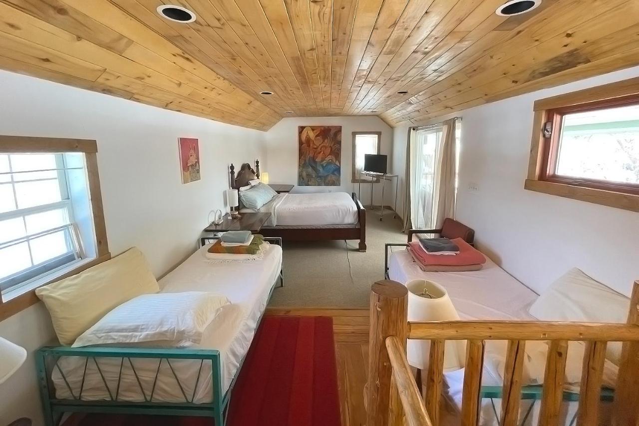 Snowmansion Taos Adventure Lodge Arroyo Seco Экстерьер фото